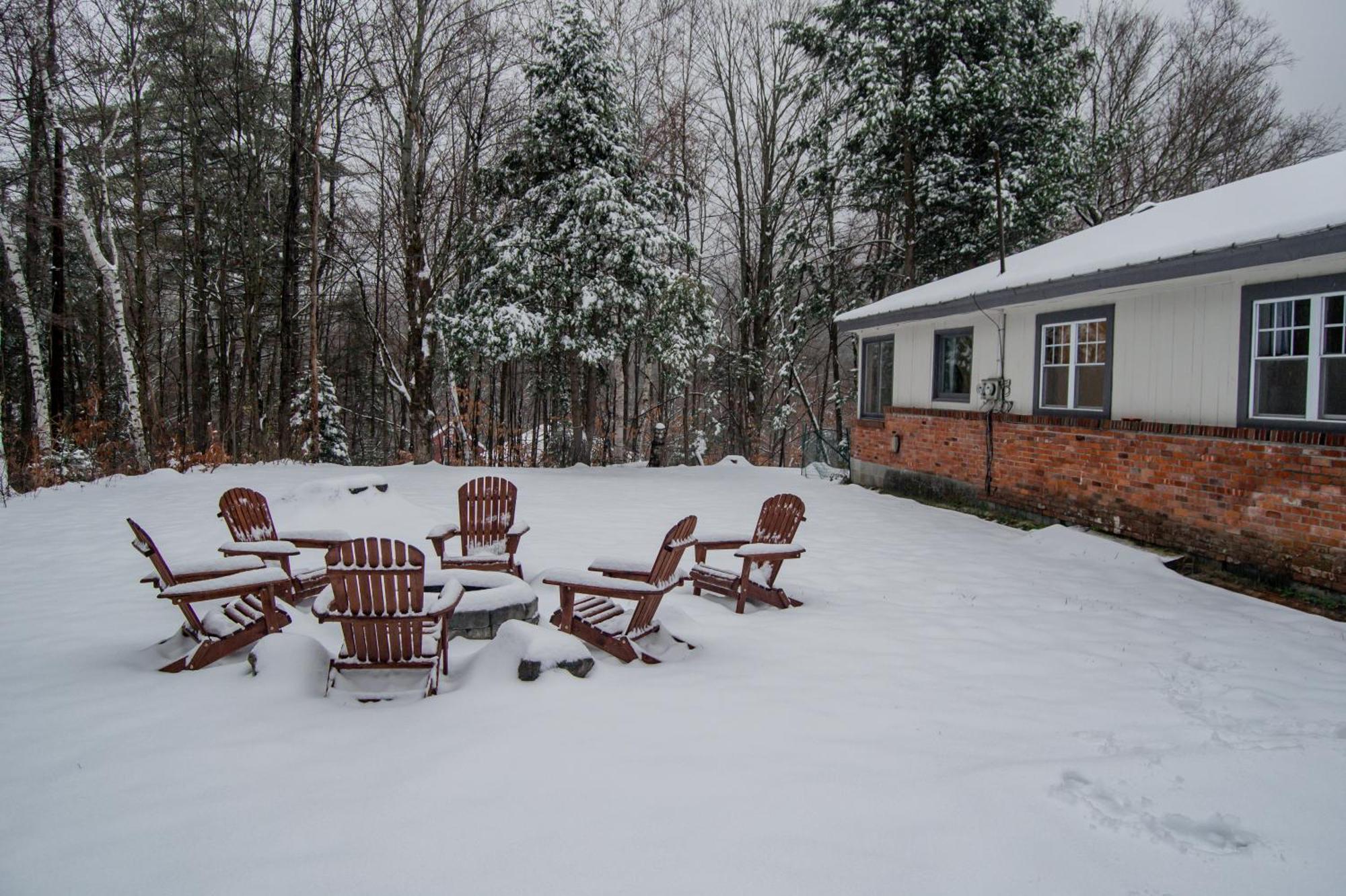 Birch House: Cozy Cabin 5 Min From Okemo Ludlow Extérieur photo